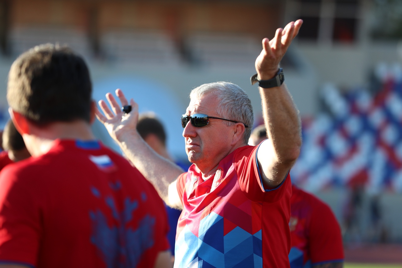 "Медведи" против "Храбрых цветов" 