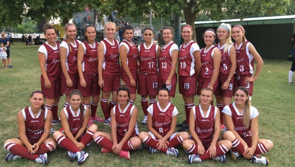 Чемпионат России по софтболу среди женских команд